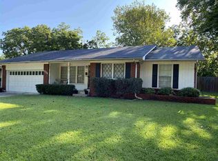 1736 Tiverton St, Ardmore, OK 73401