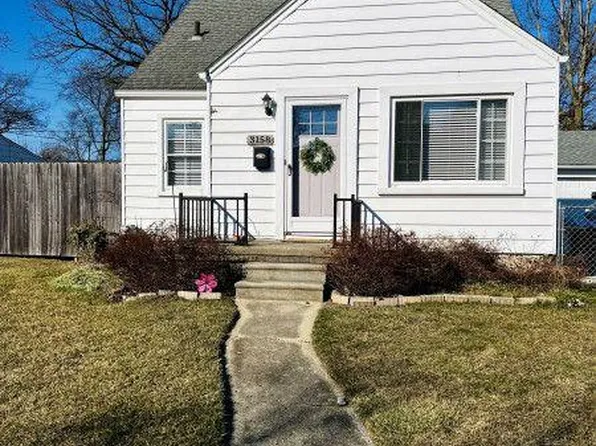 3158 Catalpa Dr, Berkley, MI 48072