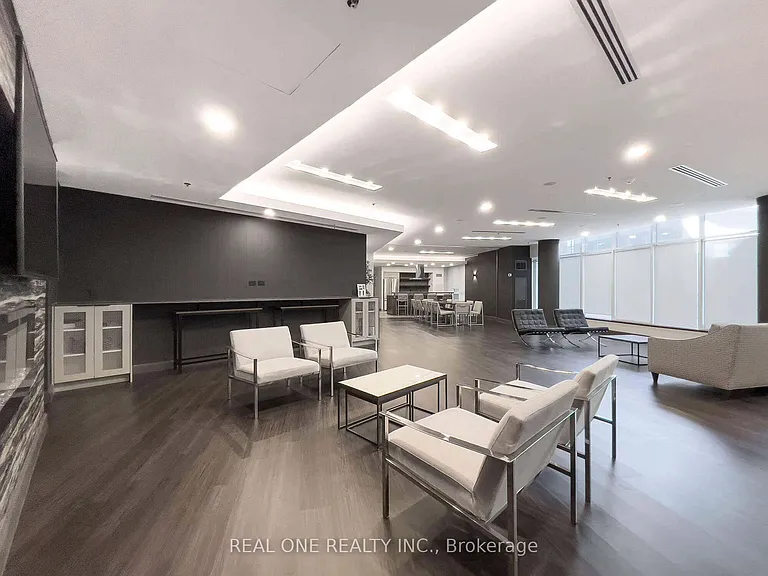 16 Harbour St #3511 — Photo 41
