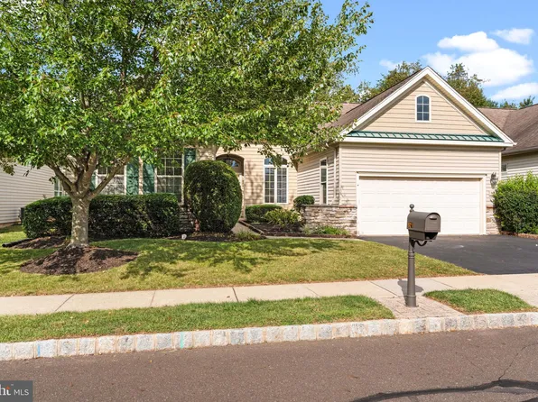 921 Nathaniel Trl, Warminster, PA 18974