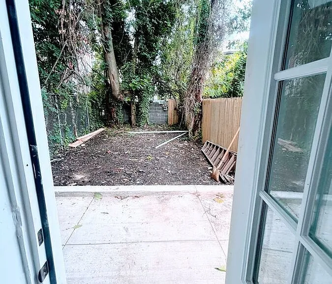 2810 N Marvine St #A — Photo 22