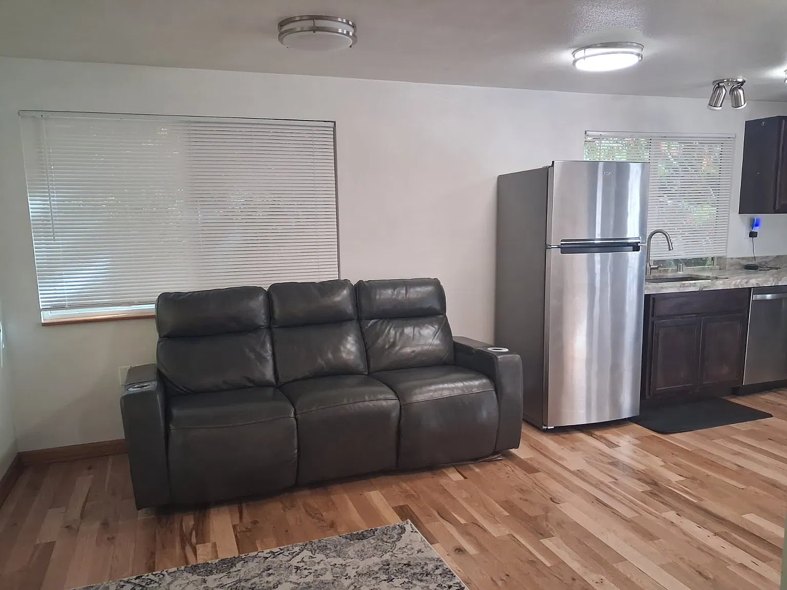 Studio, 528 sqft, $1,700 — Photo 3