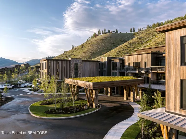 14195 Weiskopf Way #322, Jackson, WY 83001
