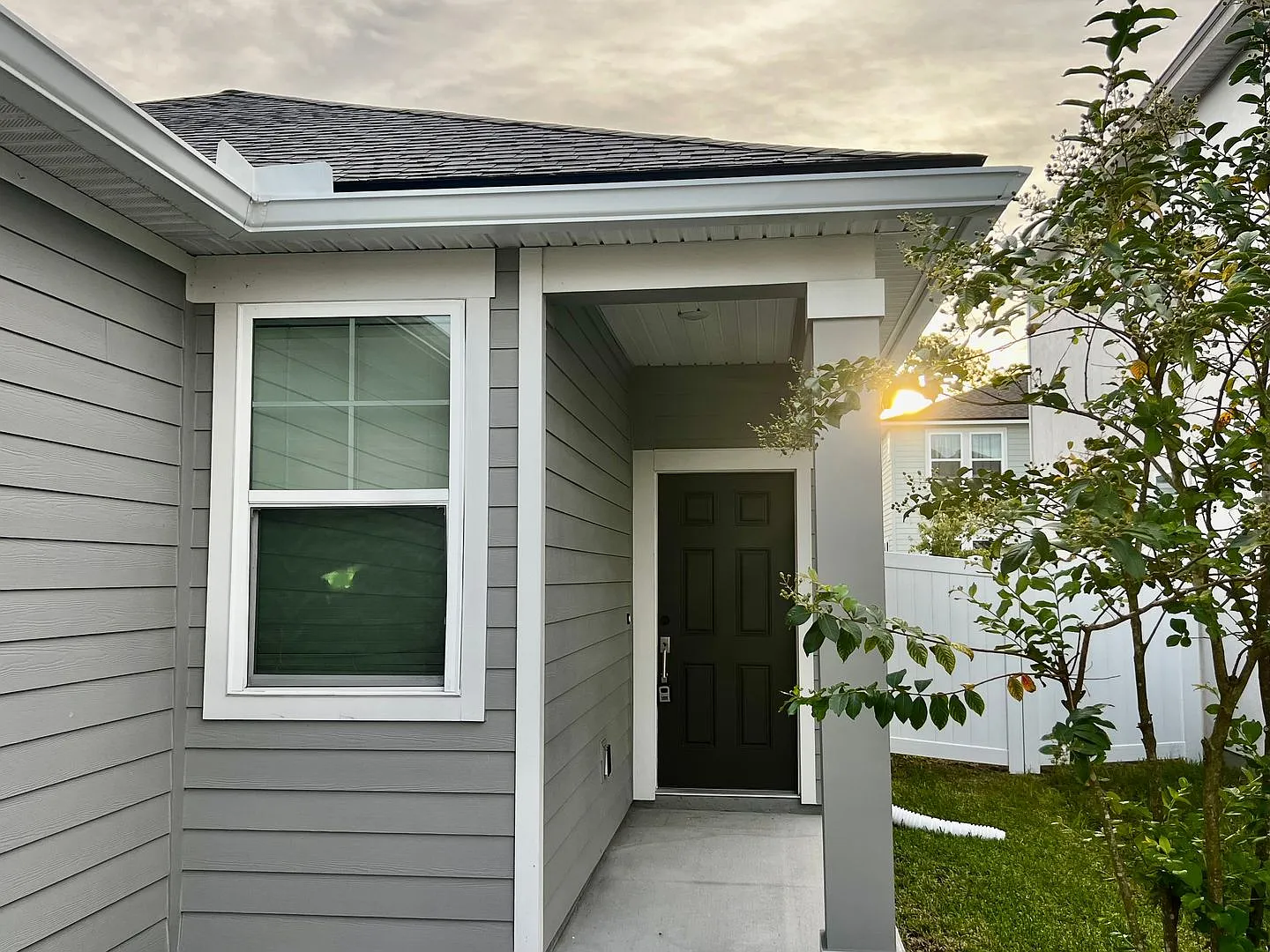 Beautiful 4-Bedroom Home Built in 2024! — Photo 4