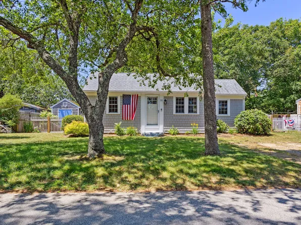 31 Chase Street, Dennis Port, MA 02639