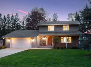 4745 Lorinda Dr, Shoreview, MN 55126