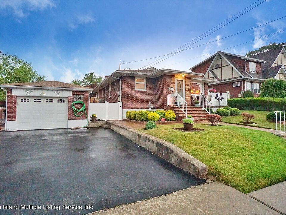174 Radcliff Rd, Staten Island, NY 10305 Zillow