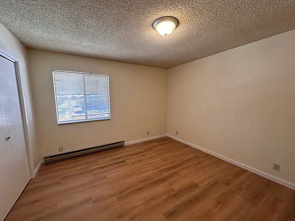 4th image of 48994 River Park Rd