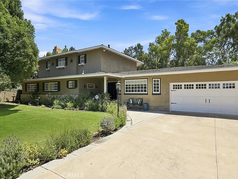 2726 E Riding Way — Photo 7
