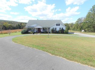 3950 Williams Cove Rd, Winchester, TN 37398