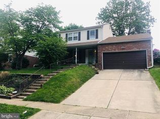 420 Camelot Dr, Brookhaven, PA 19015
