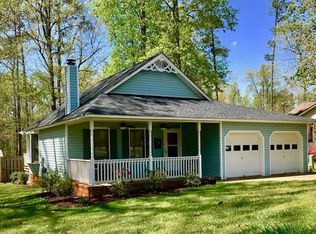 105 Chadford Ct, Greenwood, SC 29649