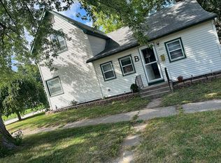 1420 Hobbs St, Sac City, IA 50583