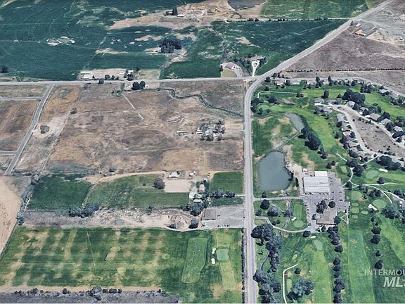 5th image of 690 Golf Course Rd