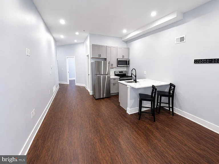 3213 W Susquehanna Ave #1 — Photo 8
