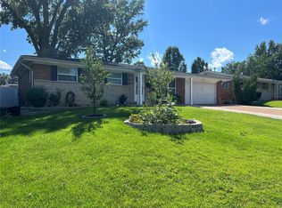 842 Rainbow Dr, Saint Louis, MO