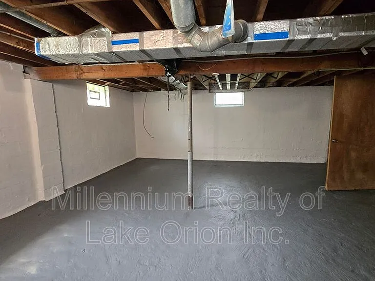 774 E Beverly Ave — Photo 16
