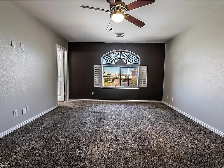8101 Peach Flare St — Photo 24