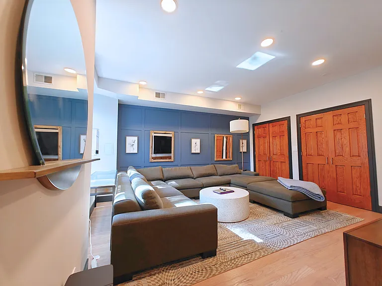 1936 S Racine Ave #1 — Photo 1