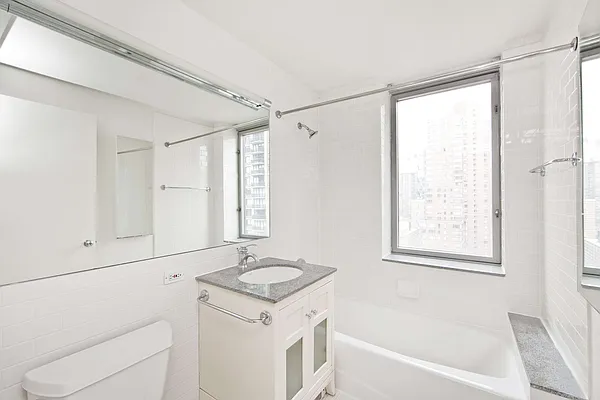 Rented by Bold New York | media 3