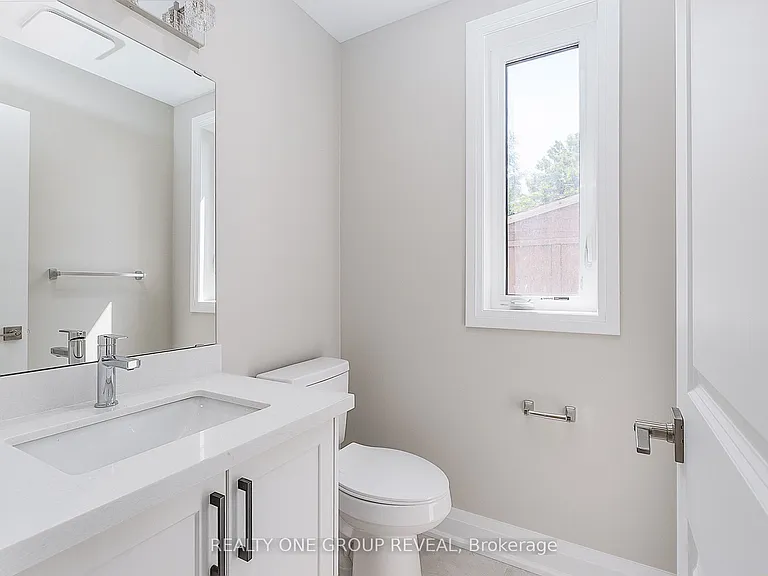 227 Grenfell St #1 — Photo 13