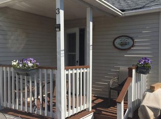 20 Riverview Ter APT 3, Hampton, NH 03842