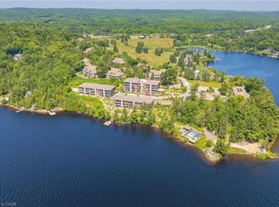 131 Grandview Hilltop Dr #1, Huntsville, ON P1H2J5