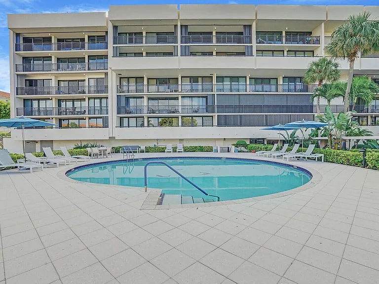 2687 N Ocean Blvd #G-305 — Photo 46