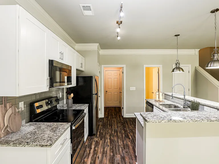 30 Madaline Ln — Photo 8