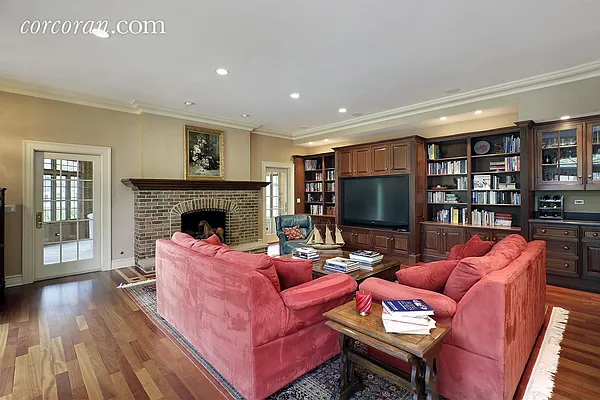 Rented by Corcoran | media 18