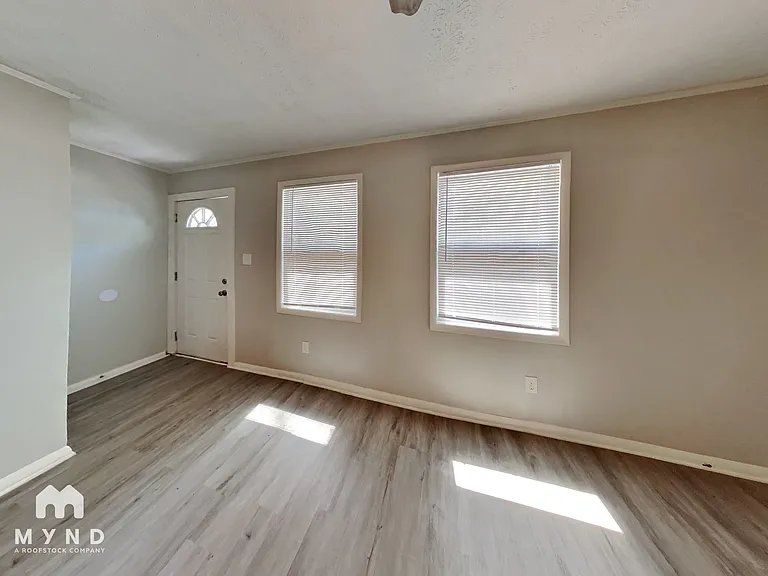 1407 Sycamore Dr NW — Photo 12