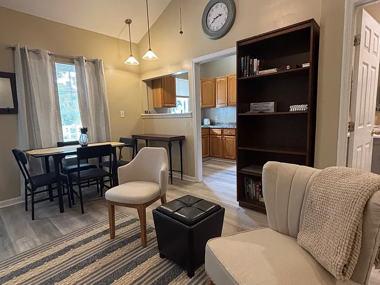 1126 Collins St #1126 — Photo 11