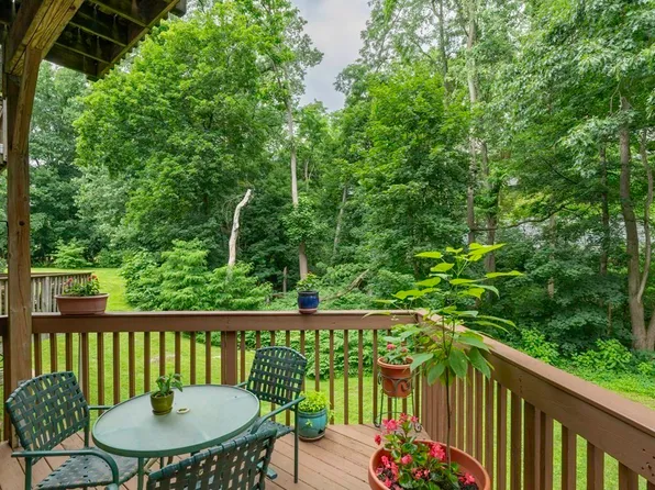 53-53 Clark Ave #A, Northampton, MA 01060