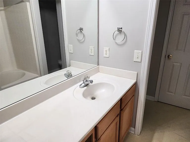 6129 Brookechase Ln — Photo 15