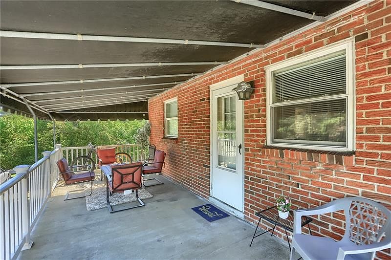 1310 Washington Pike, Bridgeville, PA 15017 MLS 1577320 Zillow