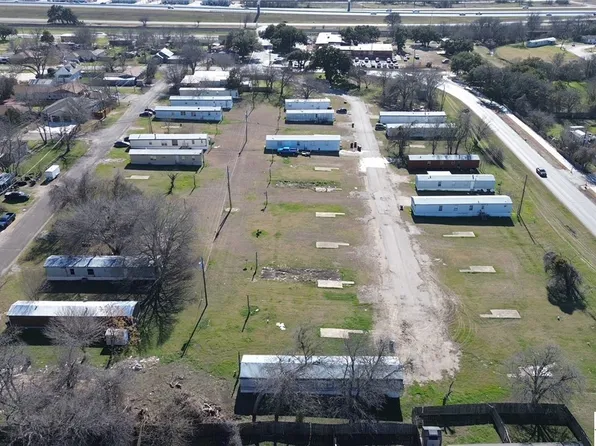 303 N 5th St, Nolanville, TX 76559