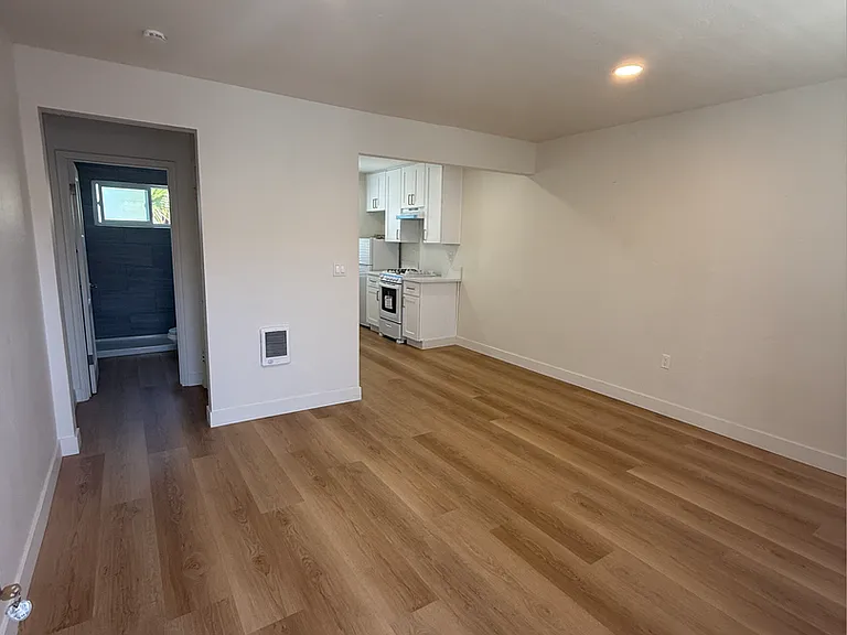GC Properties — Photo 8
