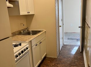 215 Adams St NE APT 4, Washington, DC 20002