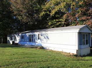 27 Poplar St, Birdseye, IN 47513