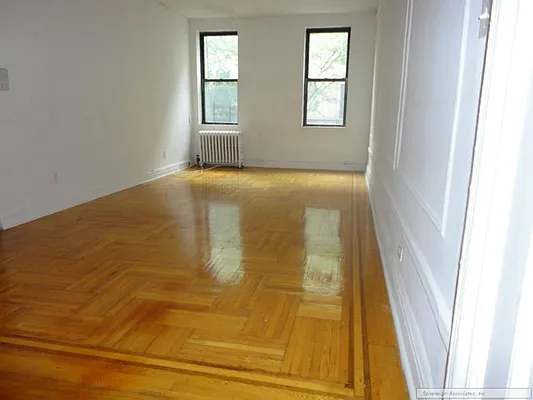 Rented by Sovereign Associates | media 11