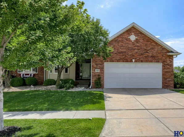 4664 Shirl Ct, Lincoln, NE 68516