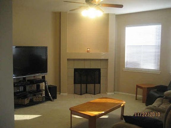 4th image of 1920 Juniper Dr
