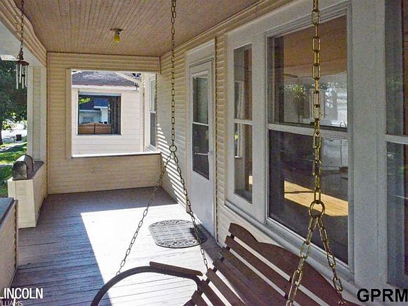 3rd image of 2909 Garfield St
