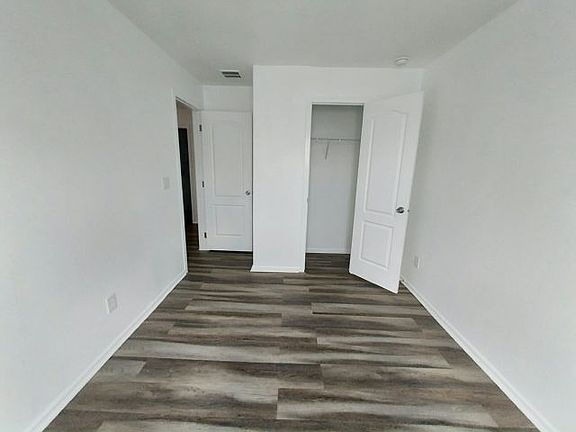 5th image of 1624 Palm St Unit 163
