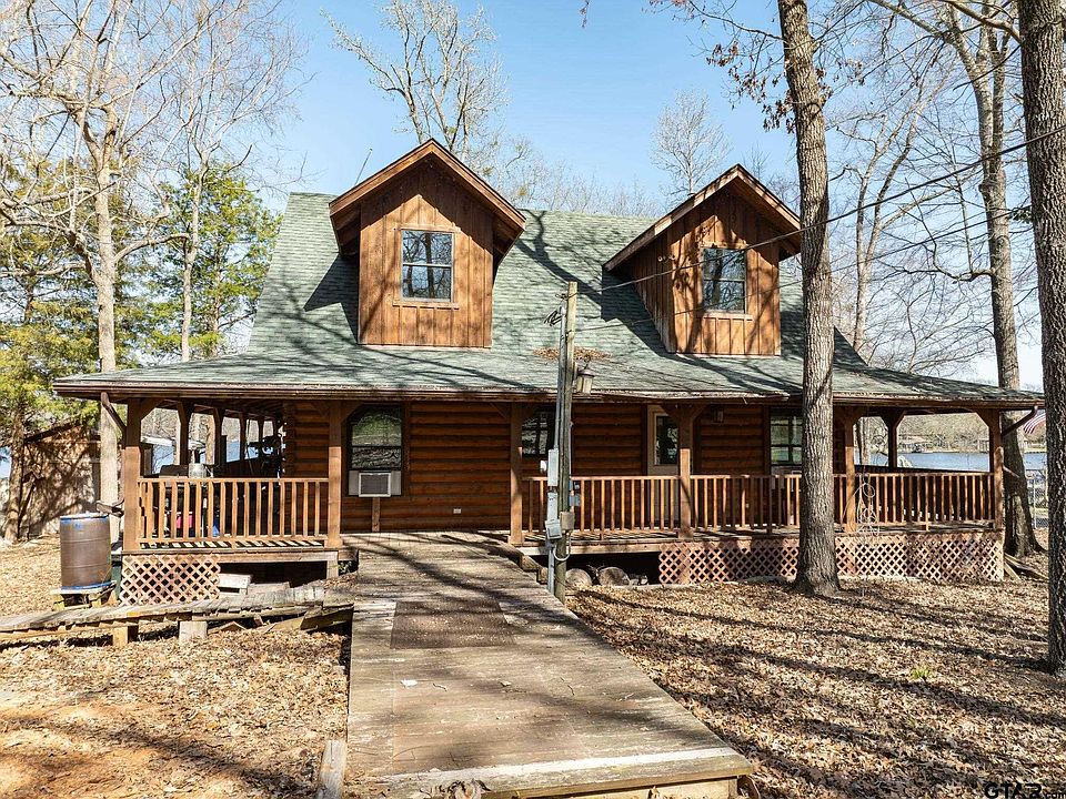 1st image of 770 Dogwood Trl