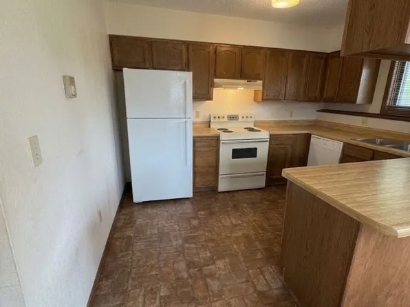 254 - 256 Upland Dr, 254-256 Upland Dr #254, Waterloo, IA 50701