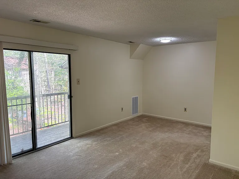 18 Stratton Ct #18 — Photo 10