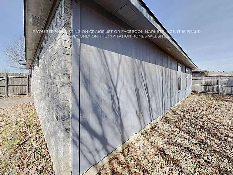2075 Paint Pony Ln — Photo 3
