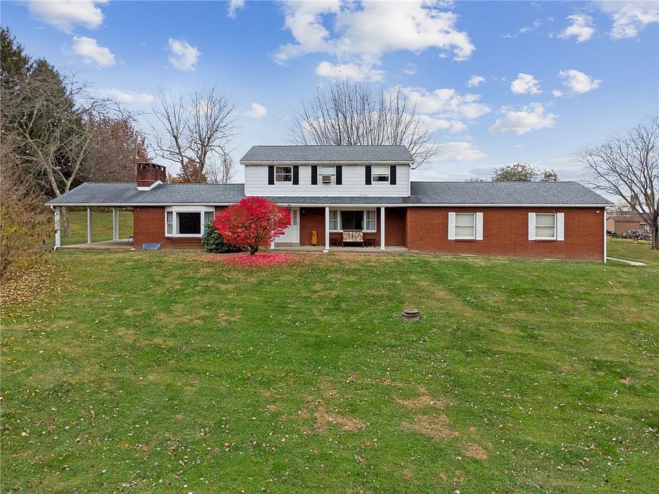1st image of 35 Oak Creek Dr