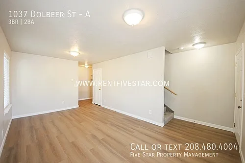 1037 Dolbeer St Photo 1